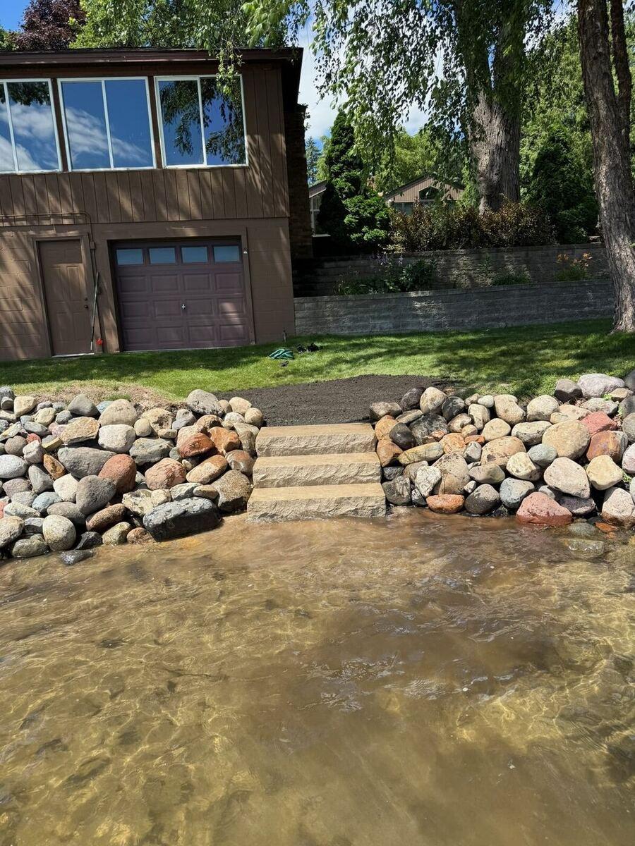 Lakeshore Steps & Rock Edge